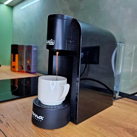 Maga アパート ティラナ